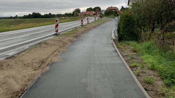 Neuer Radweg im Ortsabschnitt Neuenkirchen bei Greifswald